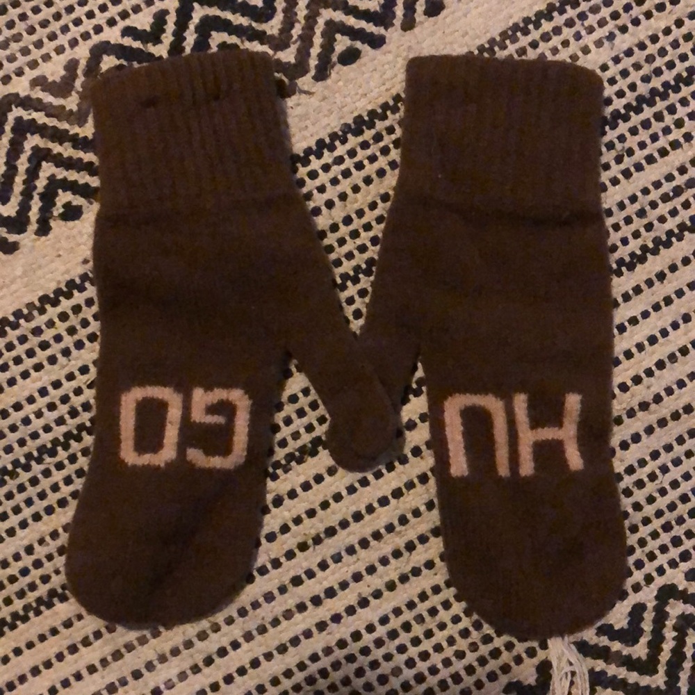 Hugo Boss winter gloves